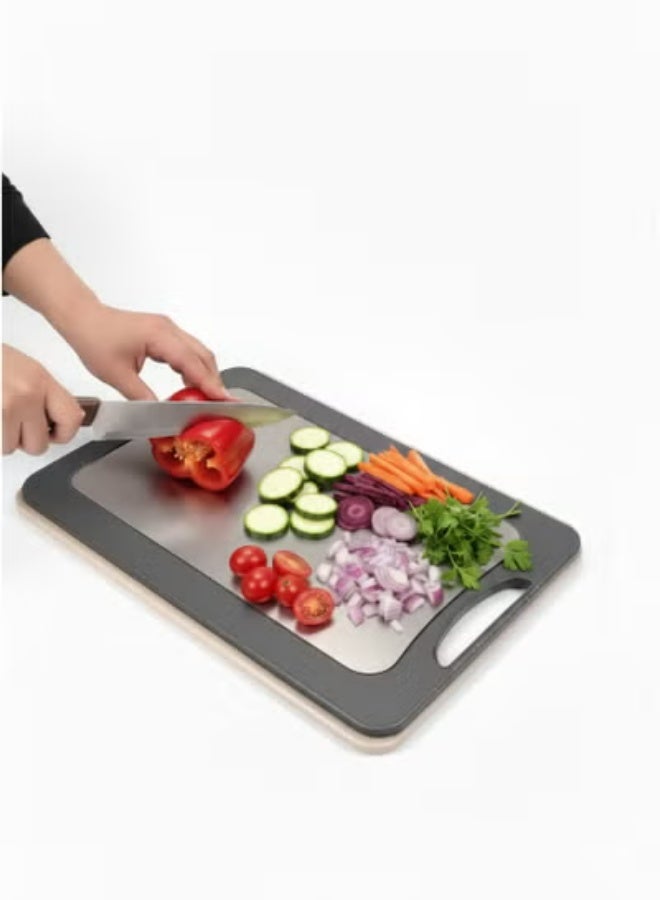 لوح تقطيع مزدوج الجانبين من الستانلس ستيل بمقبض سيليكون مريح – متين وصحي وآمن للغسيل في غسالة الصحون، مناسب للحوم والخضروات والفواكه – متعدد الألوان - Image 2